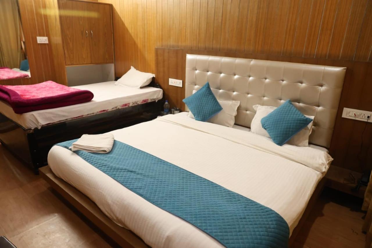 Sleeping Beauty Hotel Moutain View Property Joshīmath エクステリア 写真
